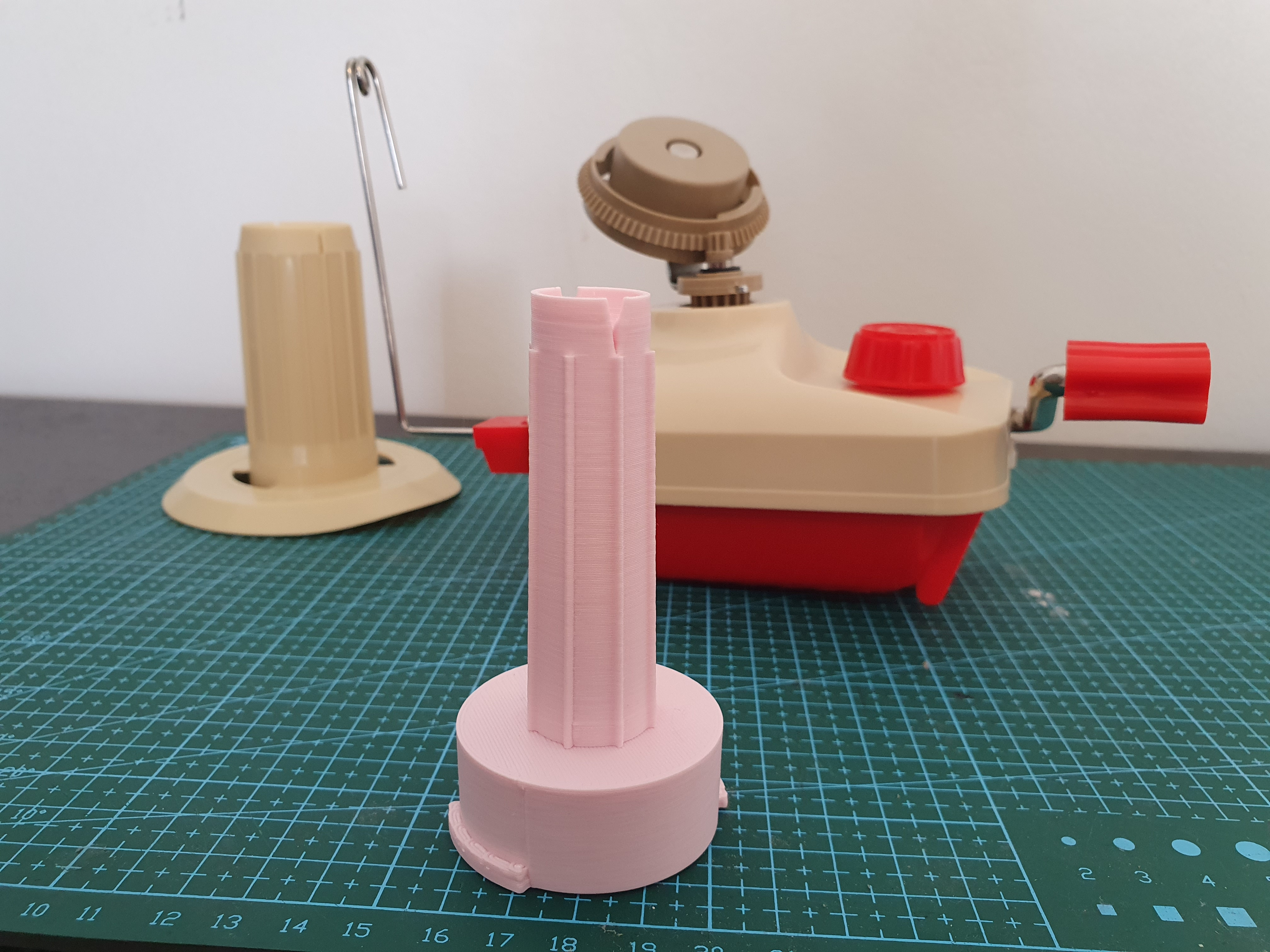 Trục Quay Nhỏ Hơn (20mm) Cho Máy Cuộn Sợi