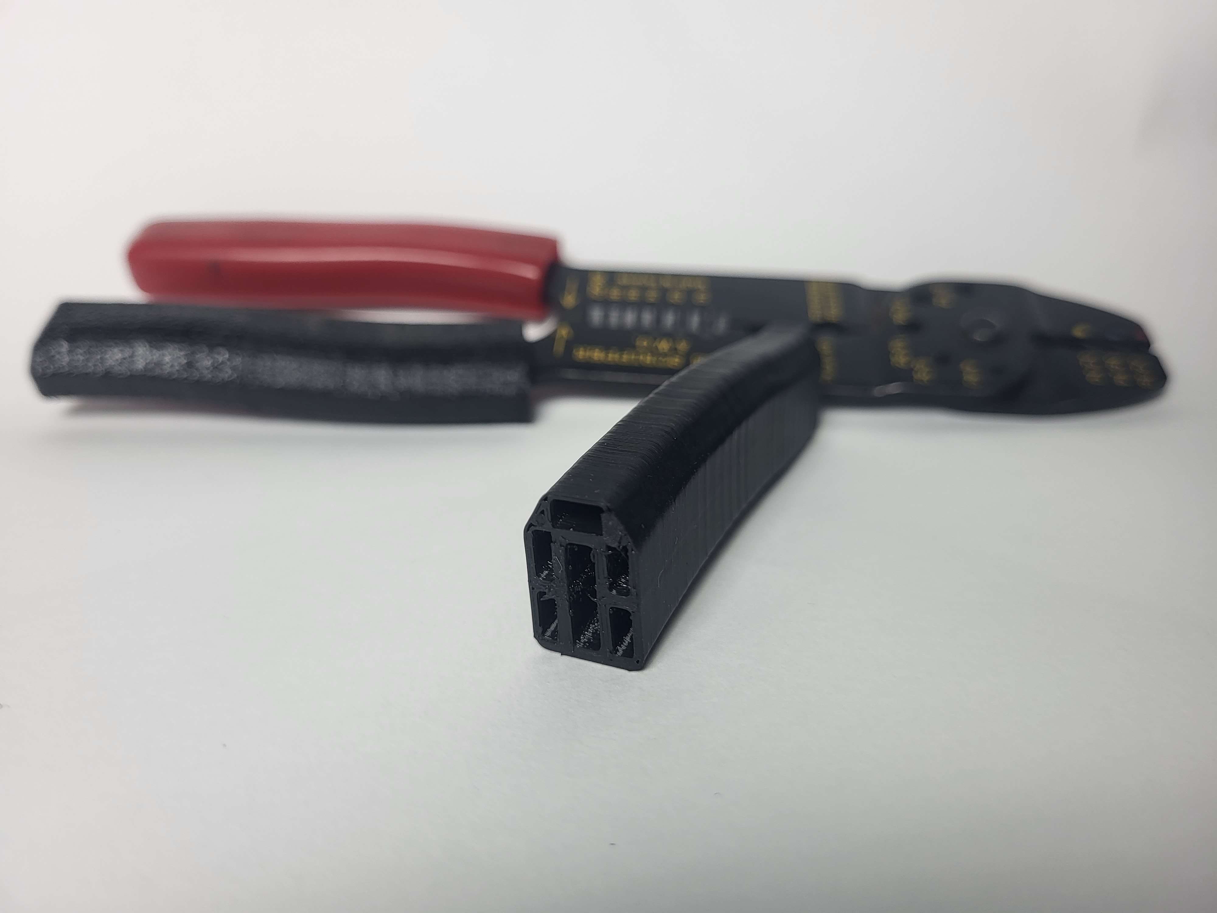 Tay Cầm Thay Thế Cho Kìm Tuốt Dây