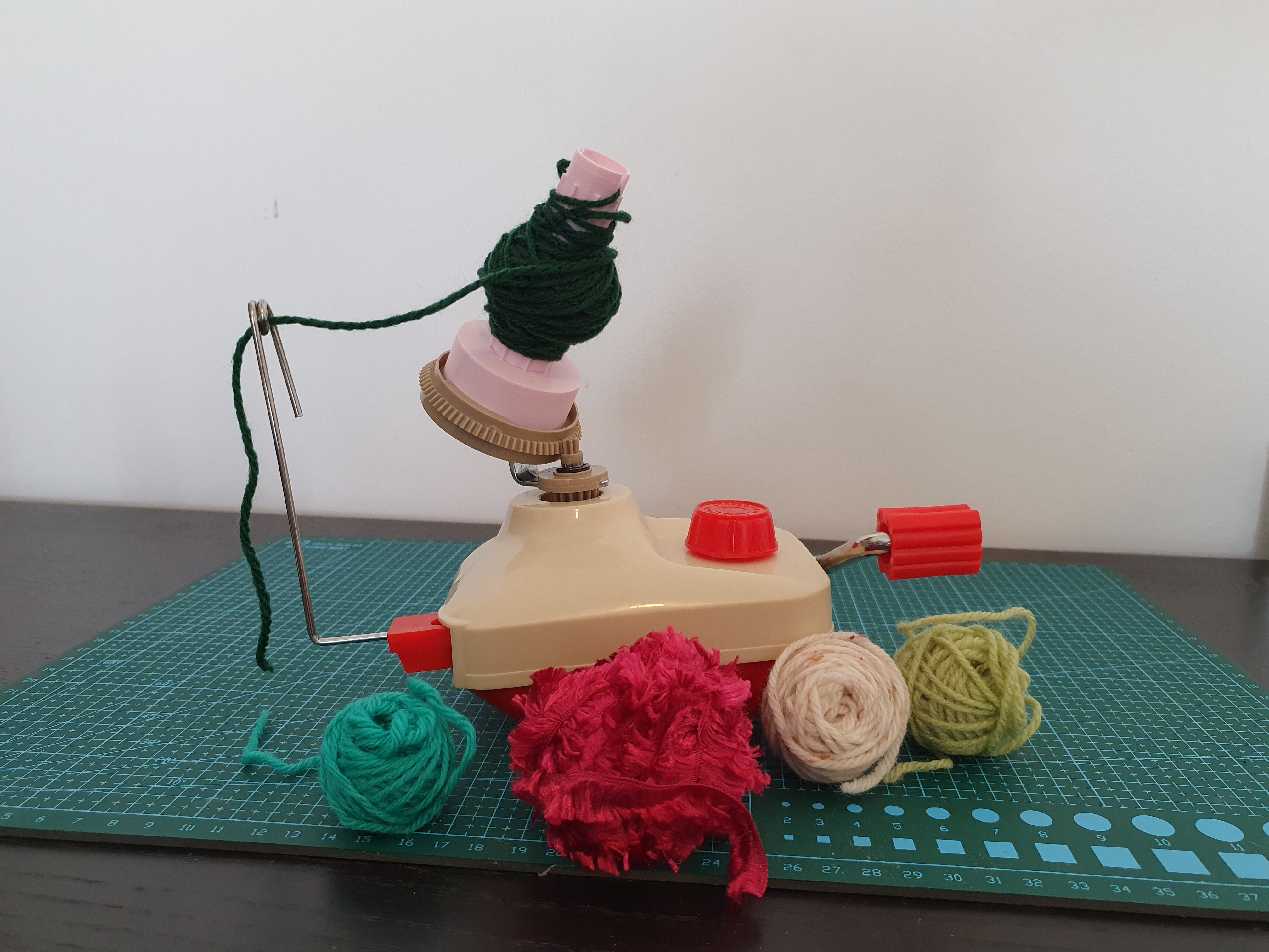 Trục Quay Nhỏ Hơn (20mm) Cho Máy Cuộn Sợi