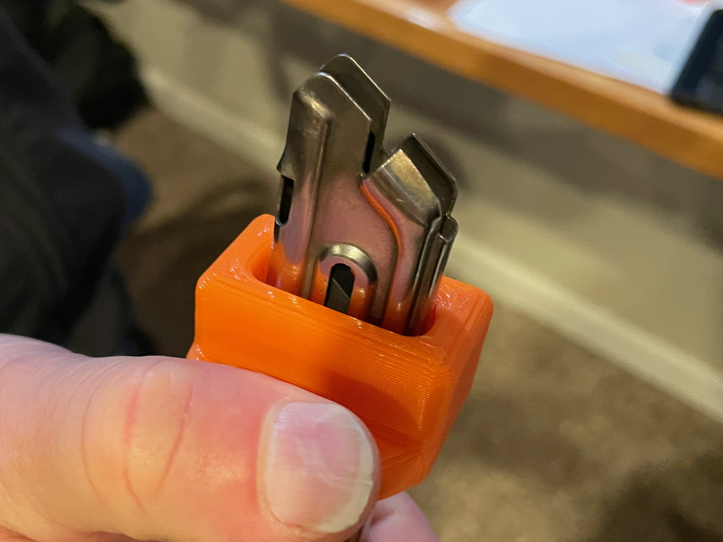 Dụng Cụ Nạp Đạn Cho Băng Đạn Súng Lục Ruger Mark IV 22