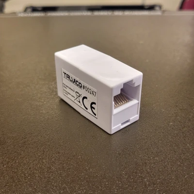 Đầu nối RJ45 nam châm