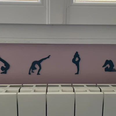 Tranh Treo Tường "Vận Động Viên Thể Dục Dụng Cụ"