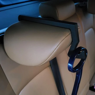 Móc treo đồ phía sau xe Lexus CT 200h