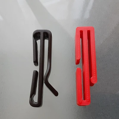 Kẹp Túi Đựng Thức Ăn Cho Chó Kurgo