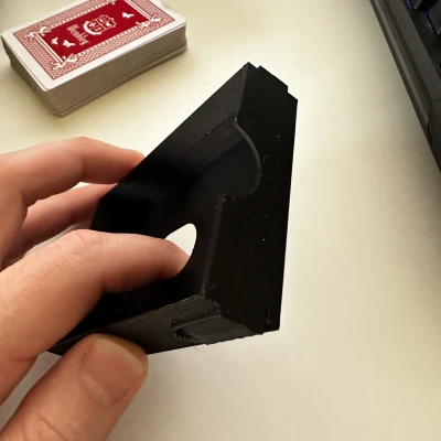 Hộp đựng bài tây kích thước tiêu chuẩn