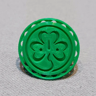 Huy hiệu Wagggs, sẵn sàng may - Tem cỏ ba lá Hướng đạo quốc tế