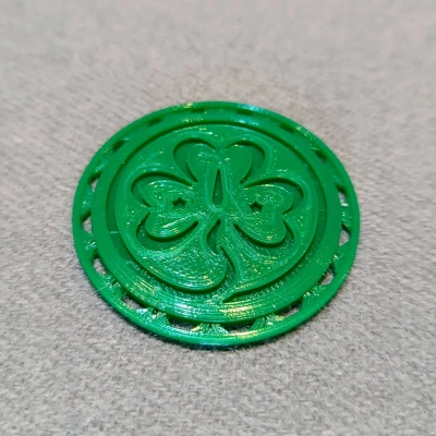 Huy hiệu Wagggs, sẵn sàng may - Tem cỏ ba lá Hướng đạo quốc tế