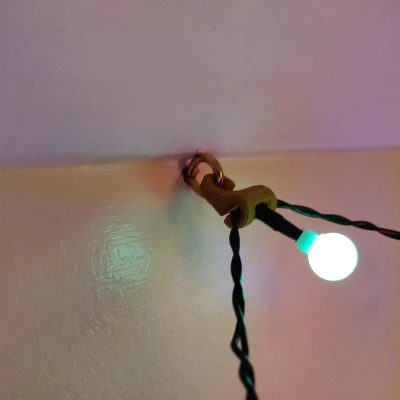 Móc Treo Dây Đèn Giáng Sinh