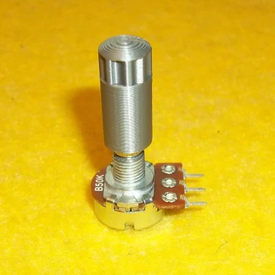 Nút vặn biến trở trục 6mm