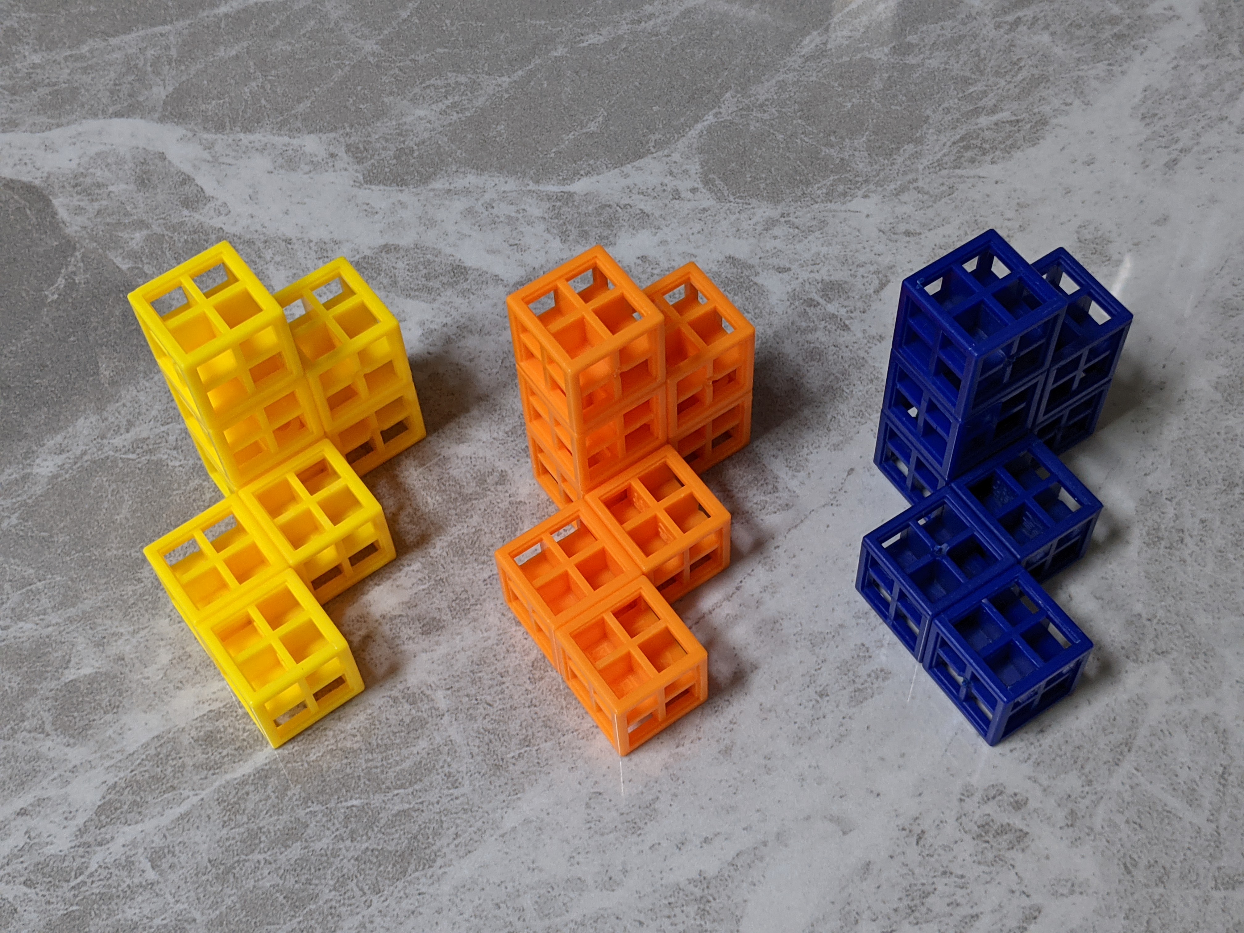 Anh Em Sinh Đôi - Xếp Hình Đối Xứng 3D