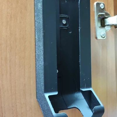 Kệ treo tường đựng pin 18650