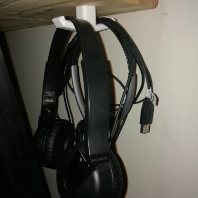 Kệ treo tai nghe dưới gầm bàn