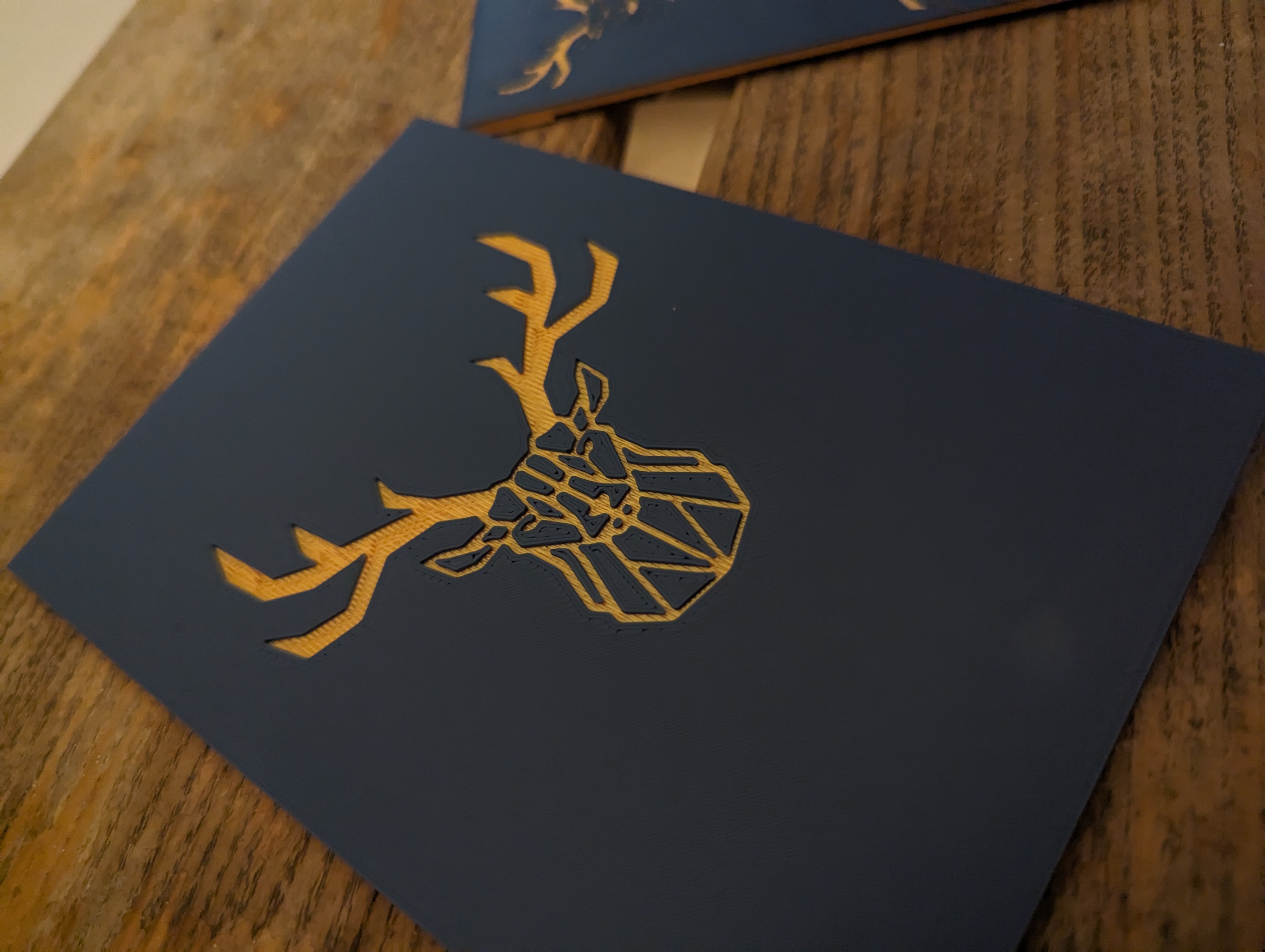 Chỗ Cắm Thẻ Hình Tuần Lộc