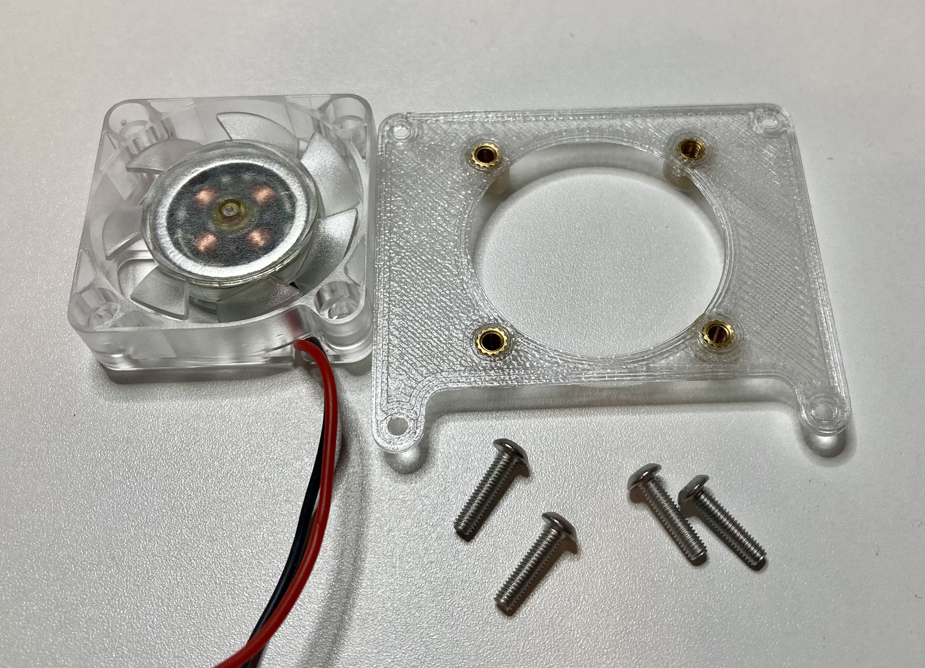 KHUNG GẮN QUẠT 4040 CHO RASPBERRY PI 4B