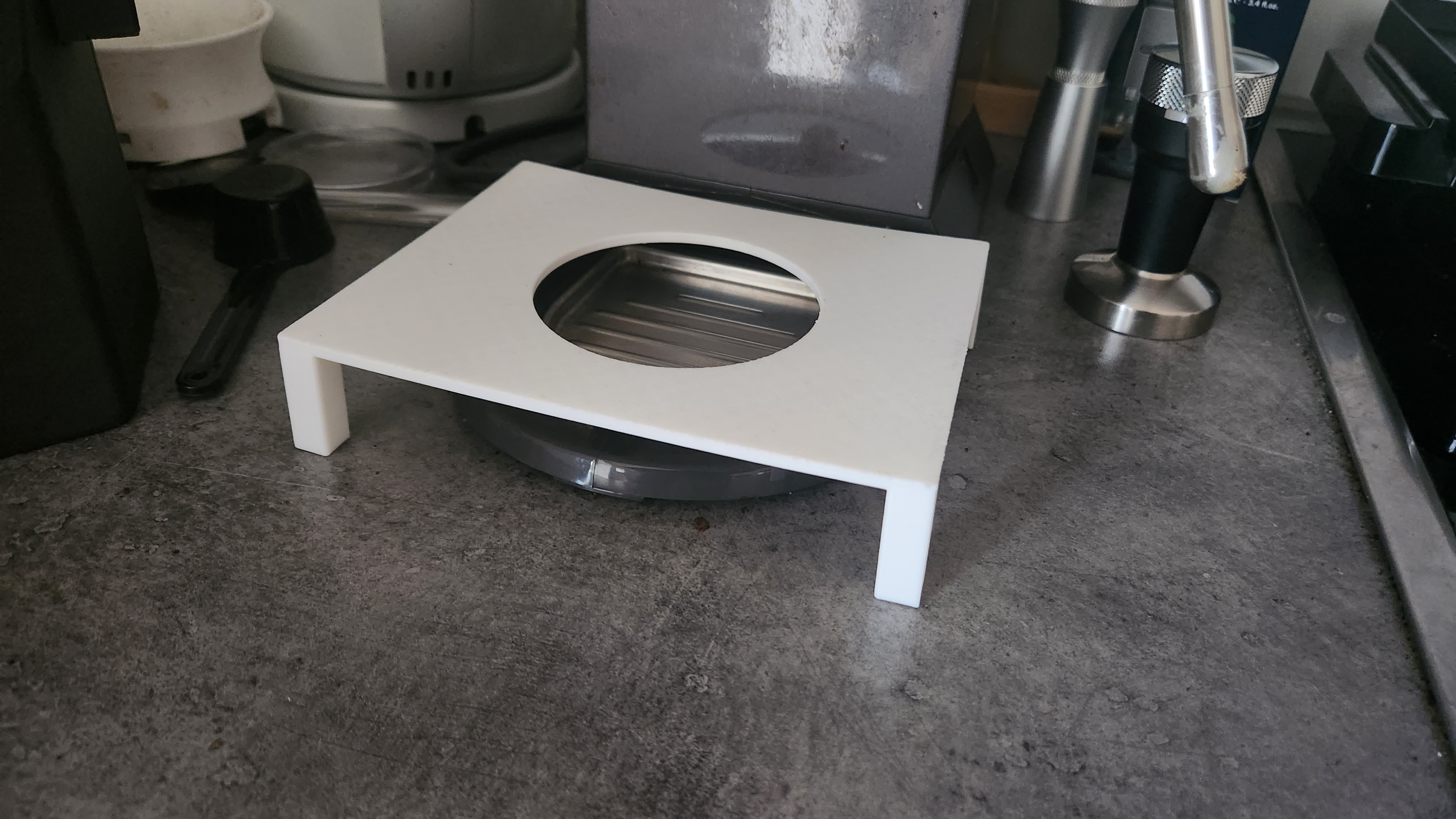 Chân đế cân cho máy pha cà phê DeLonghi Dedica