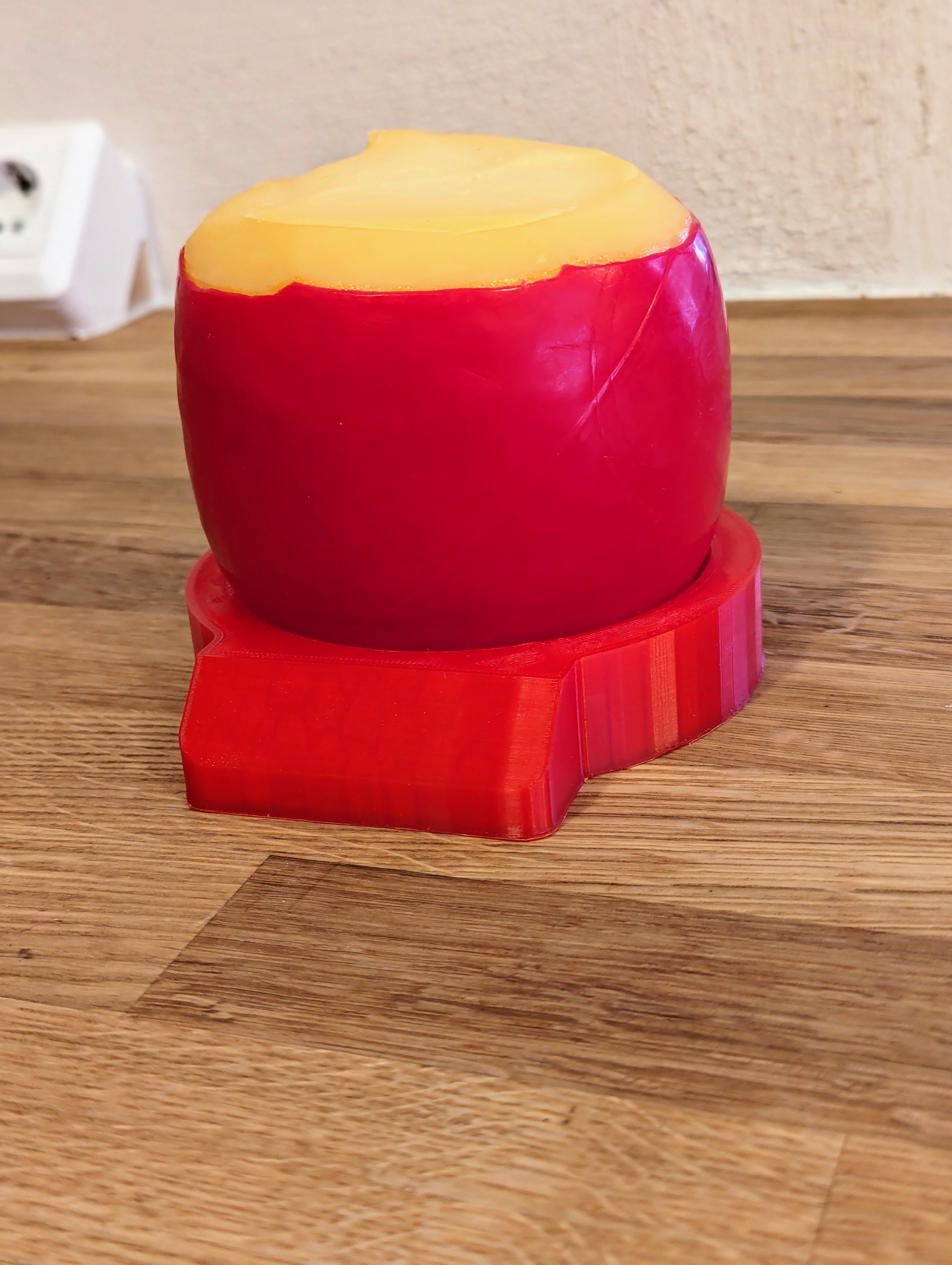 Chân Đế Đựng Phô Mai Viên Edam