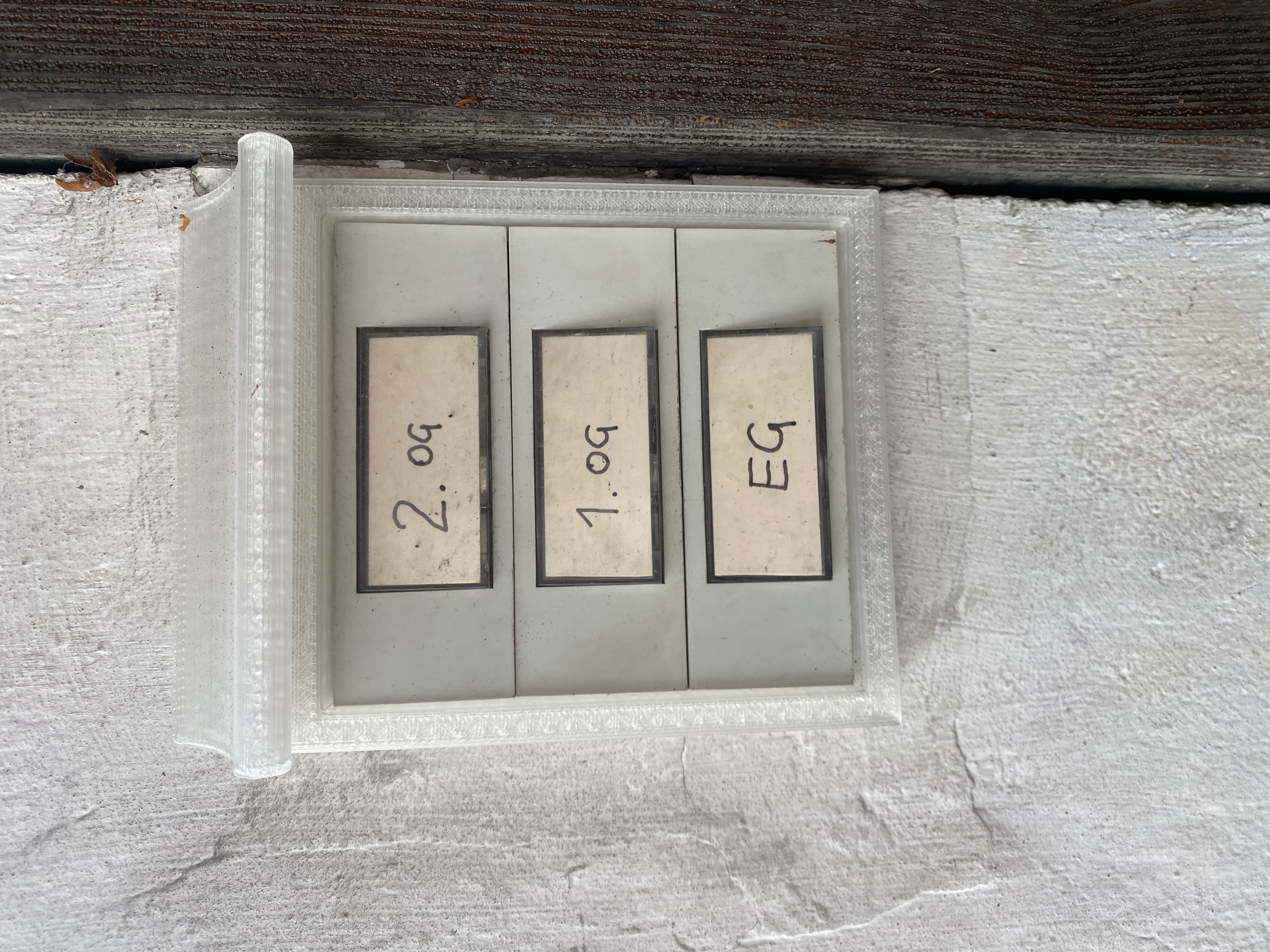 Nắp Che Mưa Cho Nút Chuông Cửa