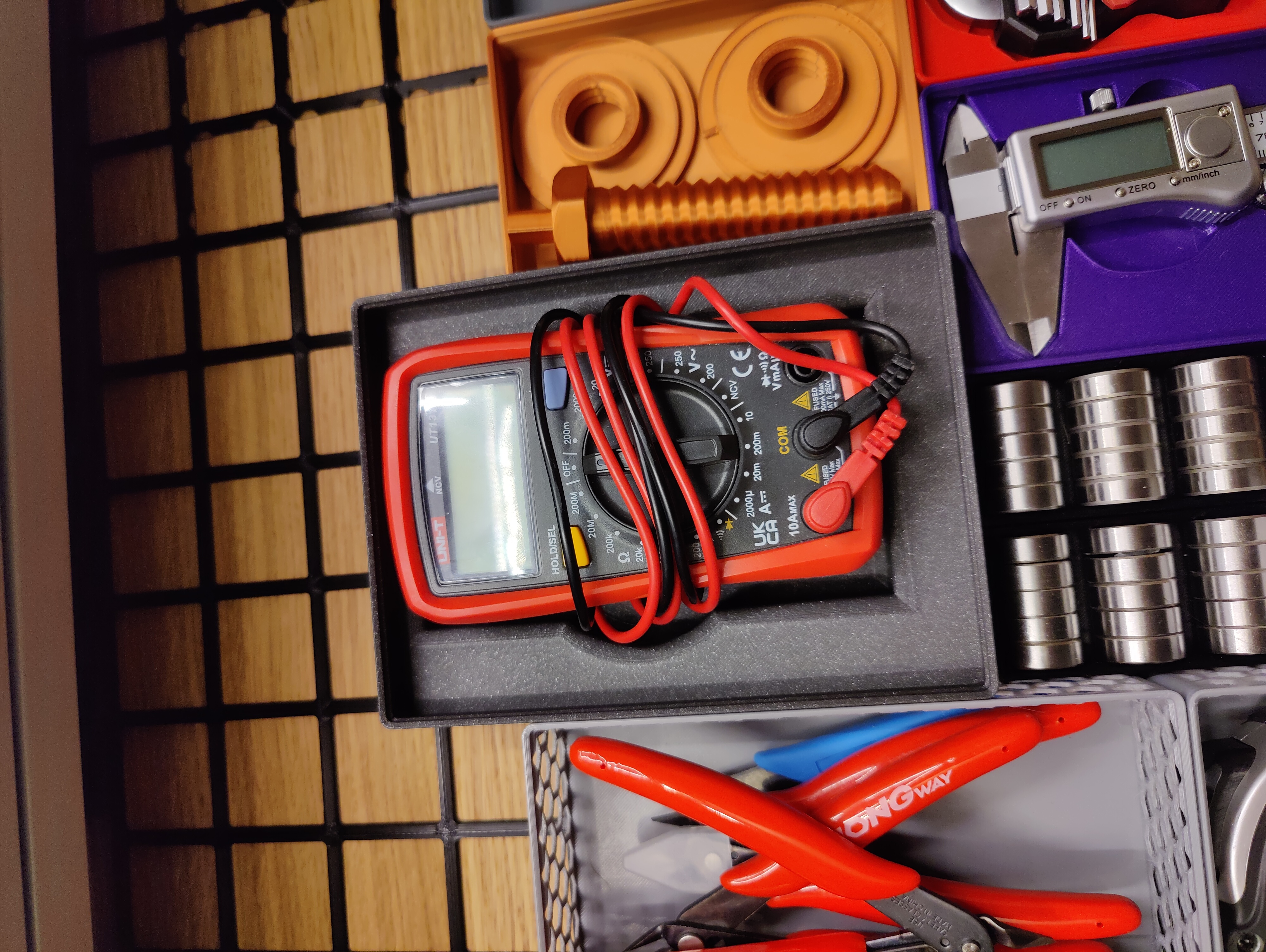 Gridfinity - Hộp đựng đồng hồ vạn năng