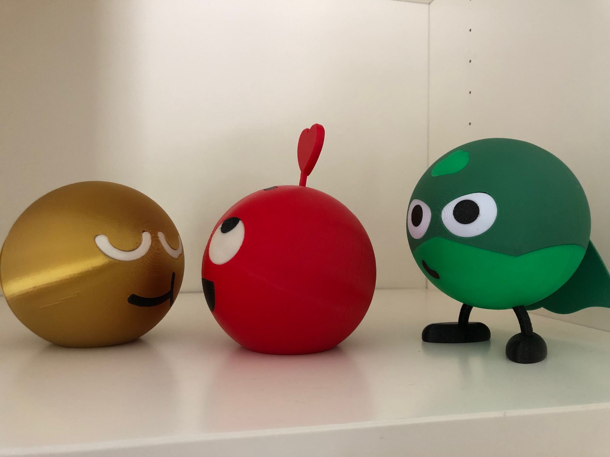 Trái Tim Emoji #13 (Phiên Bản Anh Hùng)