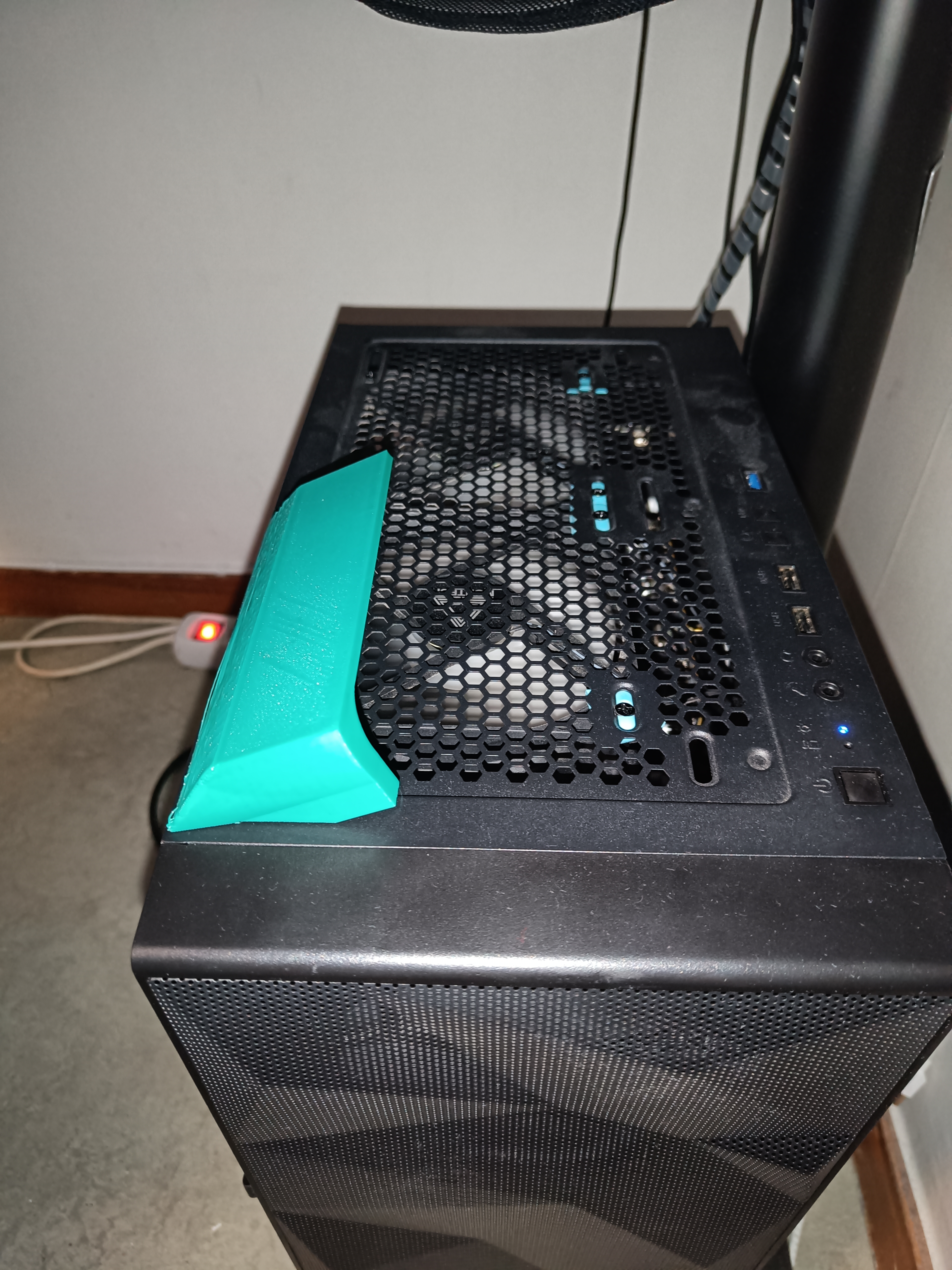 Tấm Chắn Đổi Hướng Quạt