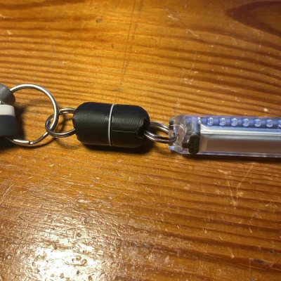 Móc khóa có thể tháo rời