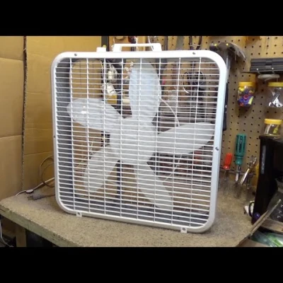 Chân Đế Cho Quạt Hộp 20" Lakewood 200 (Có thể Vừa Cho Mẫu Khác?)