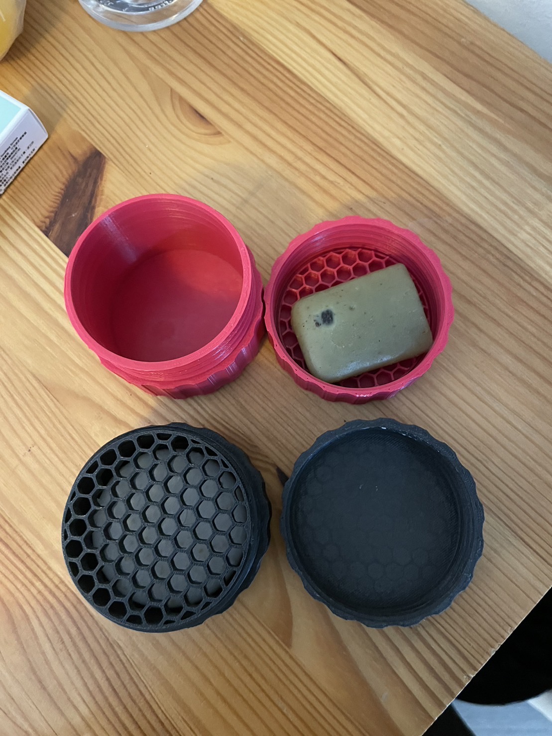 Hộp Đựng Xà Bông Du Lịch Có Khay Thoát Nước