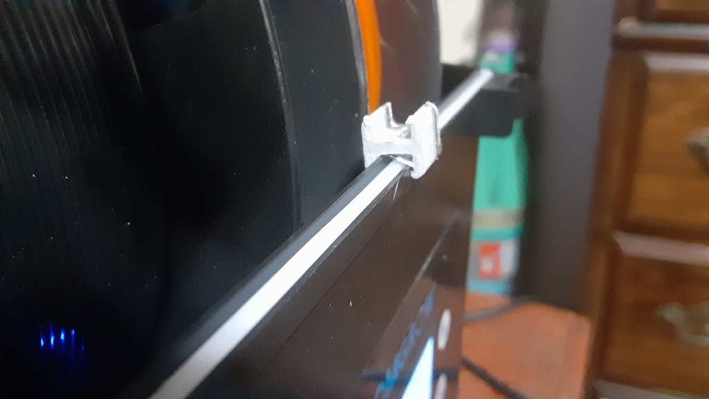 Chống Nắp Hộp Sấy Filament Đơn Giản