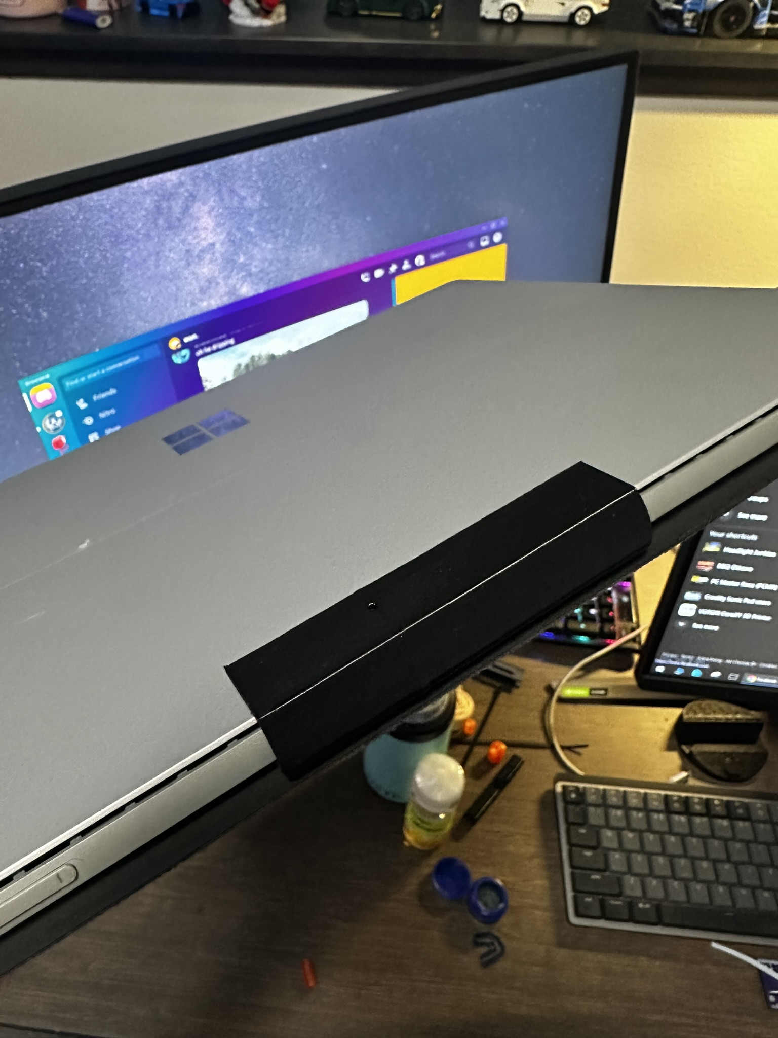 Nắp che bảo mật cho Microsoft Surface Pro 7