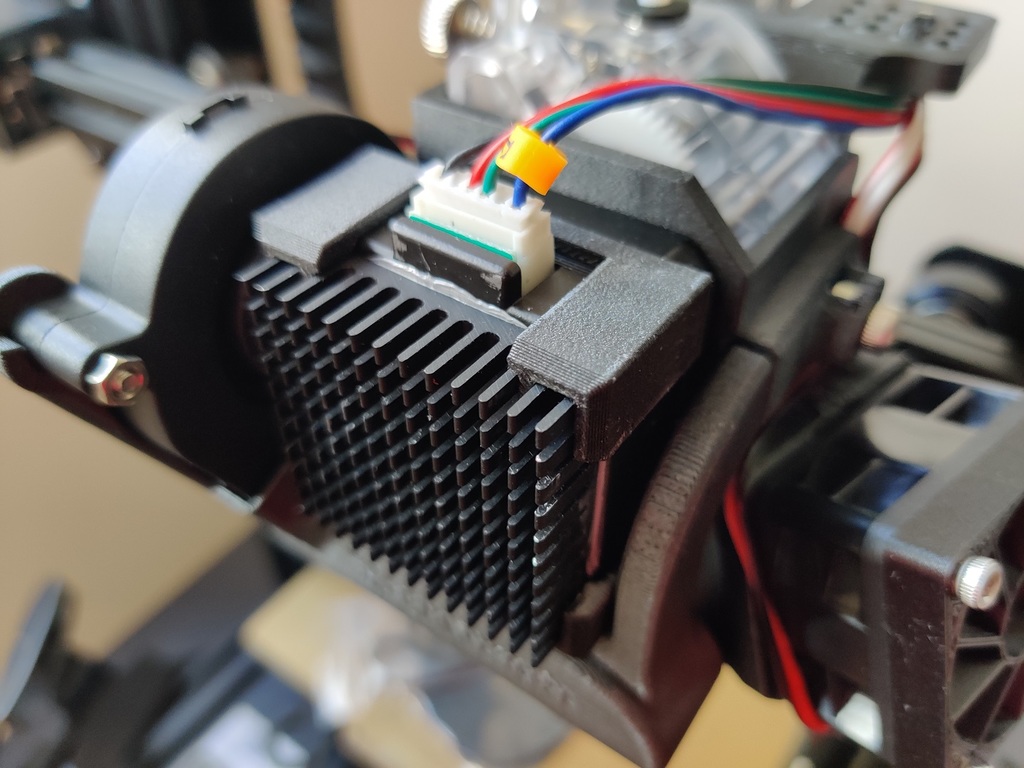 Kẹp Tản Nhiệt Cho Động Cơ NEMA17