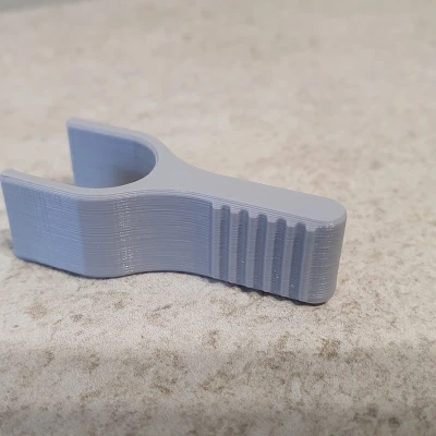 Chấu Cắm Vòi Sen Xối Xả