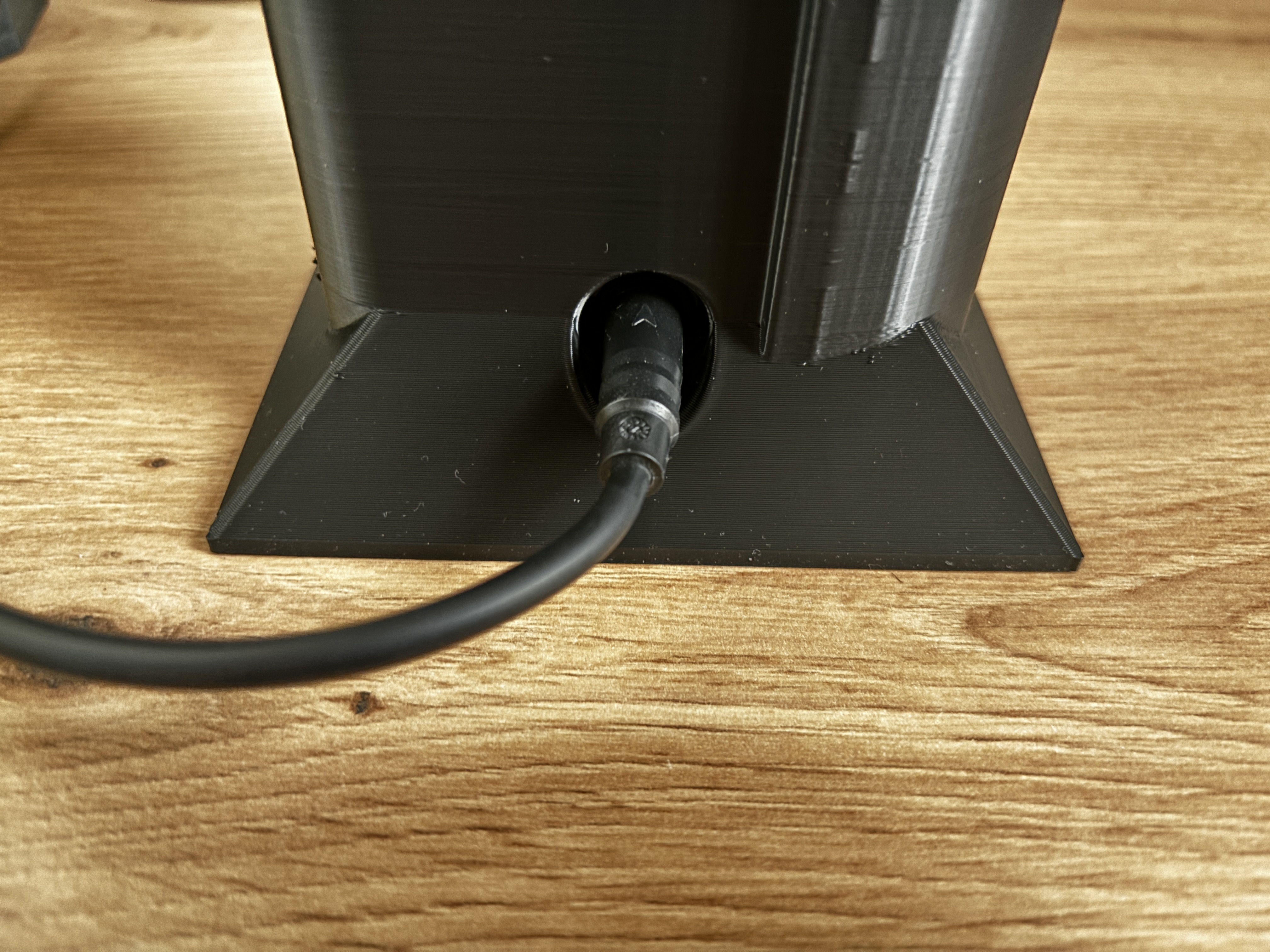 Qwic Batterie Standfuss - Đế Pin Xe Điện