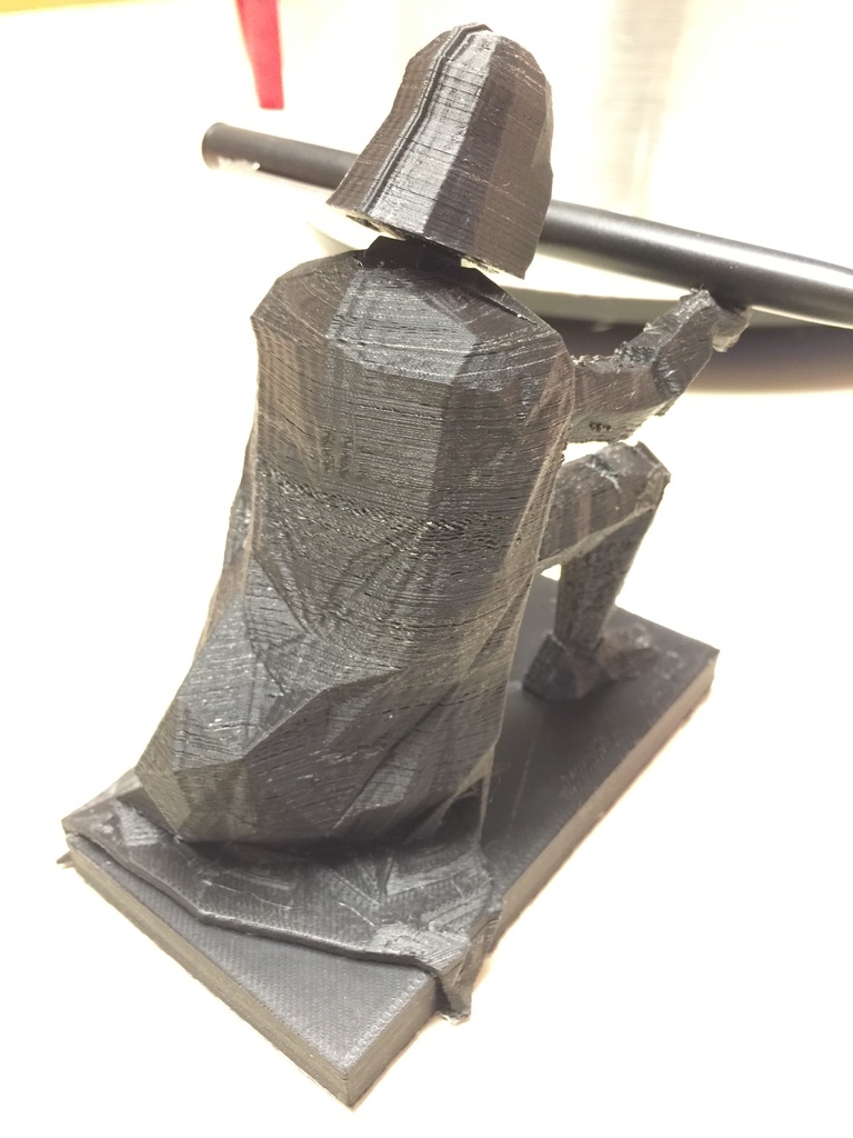 Chân đế bút Darth Vader Phong cách Low Poly