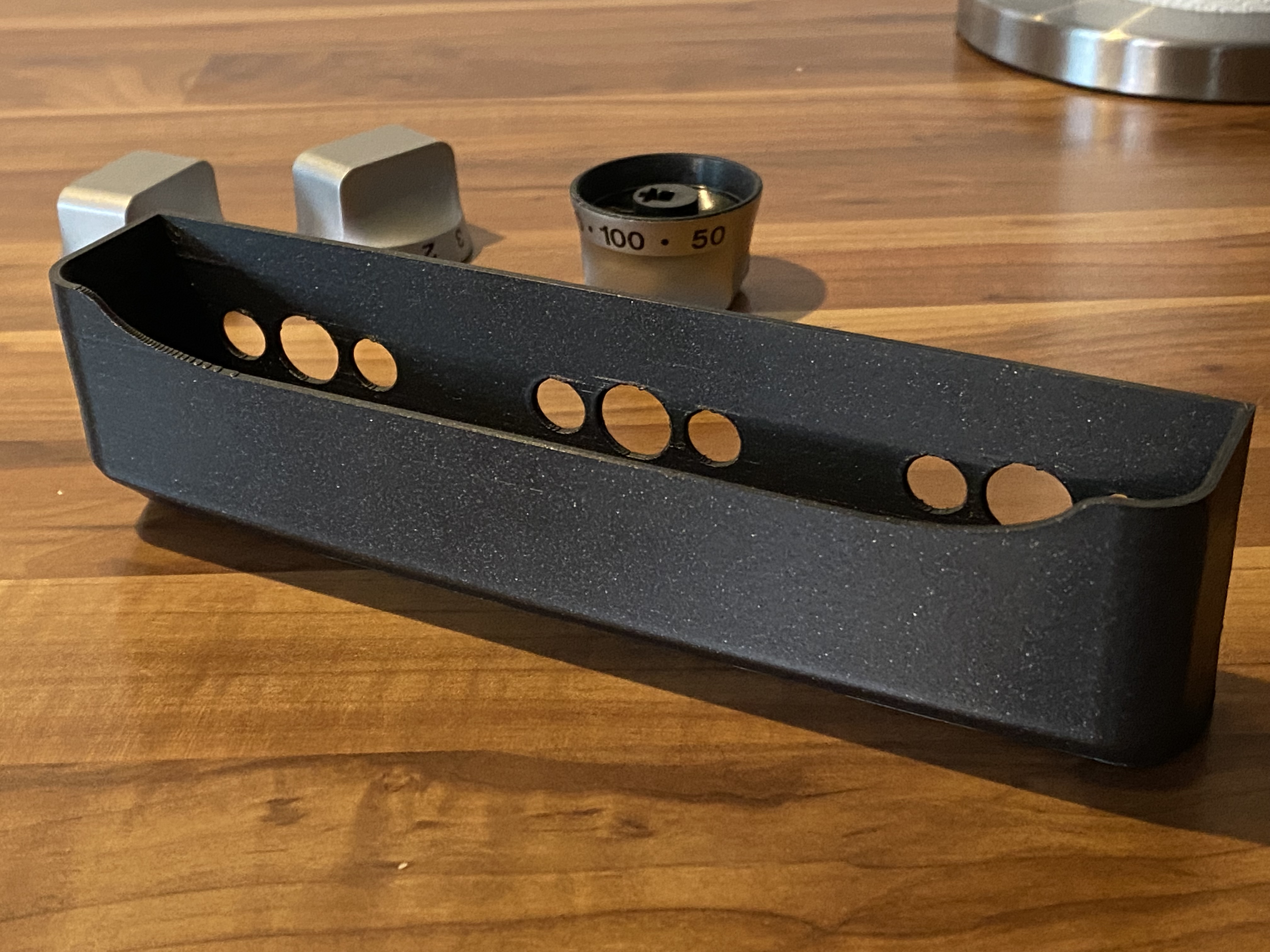 Chặn an toàn cho núm vặn bếp ga cho bé