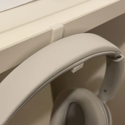 Móc Tai Nghe Dũng Cảm V2