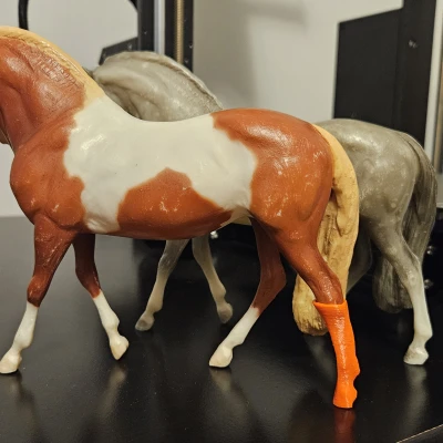 Chân Giả Sau Trái Cho Ngựa Breyer