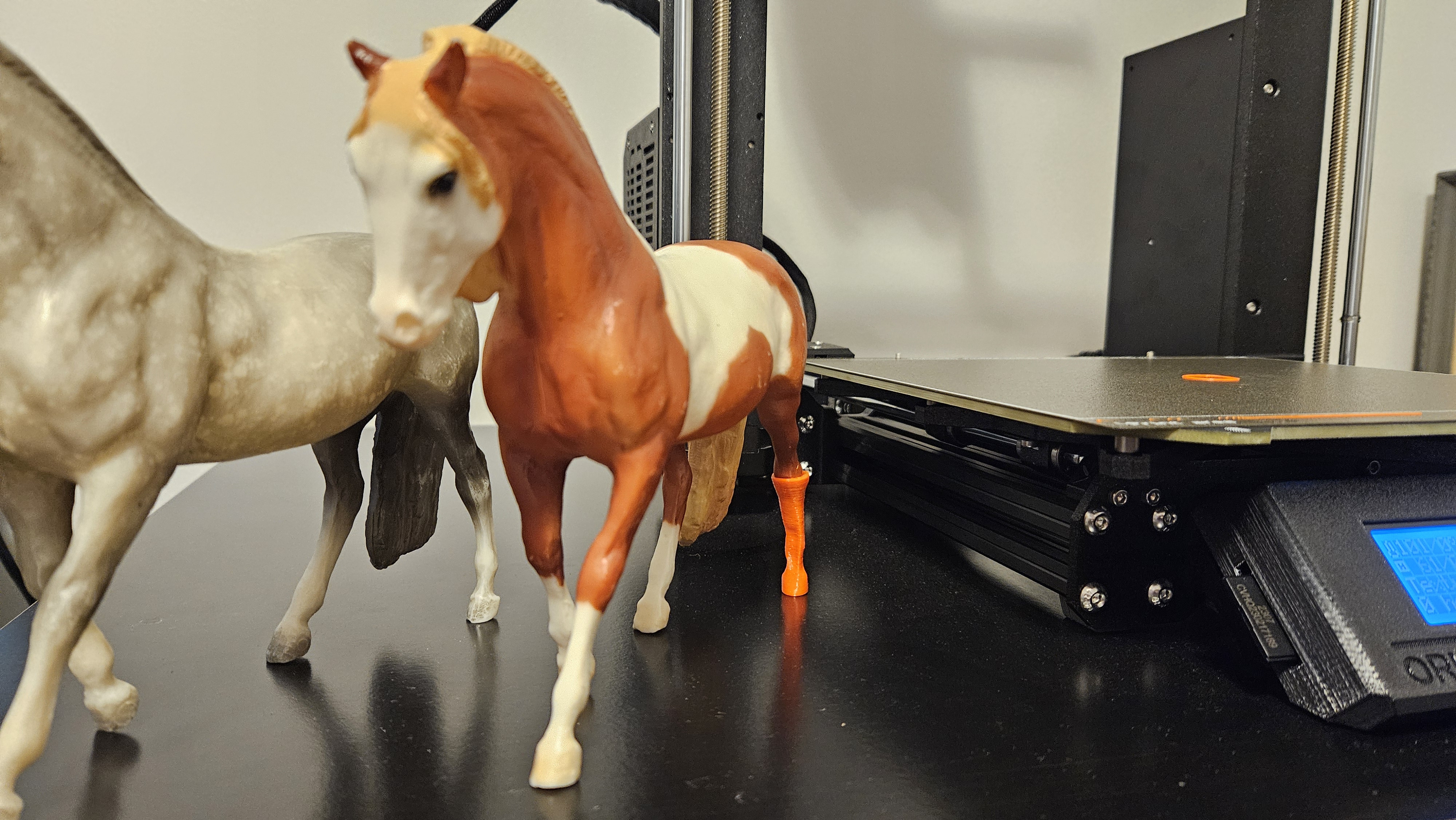 Chân Giả Sau Trái Cho Ngựa Breyer