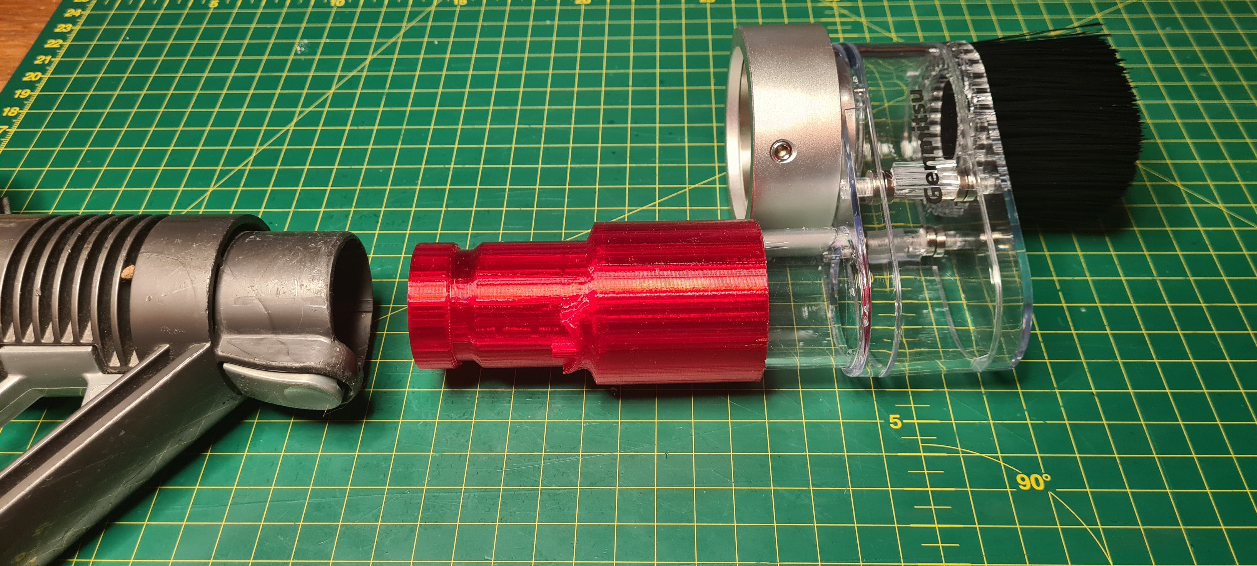 Khớp nối giữa chụp hút bụi CNC SainSmart và ống hút bụi Dyson