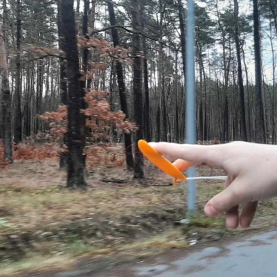 Ván Lướt Sóng Cho Ngón Tay (Finger Surf)