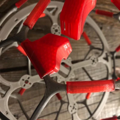 Mô Hình Đá Banh Bằng Drone Tự Làm