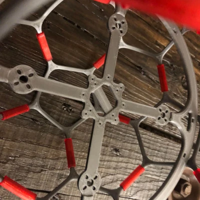 Mô Hình Đá Banh Bằng Drone Tự Làm