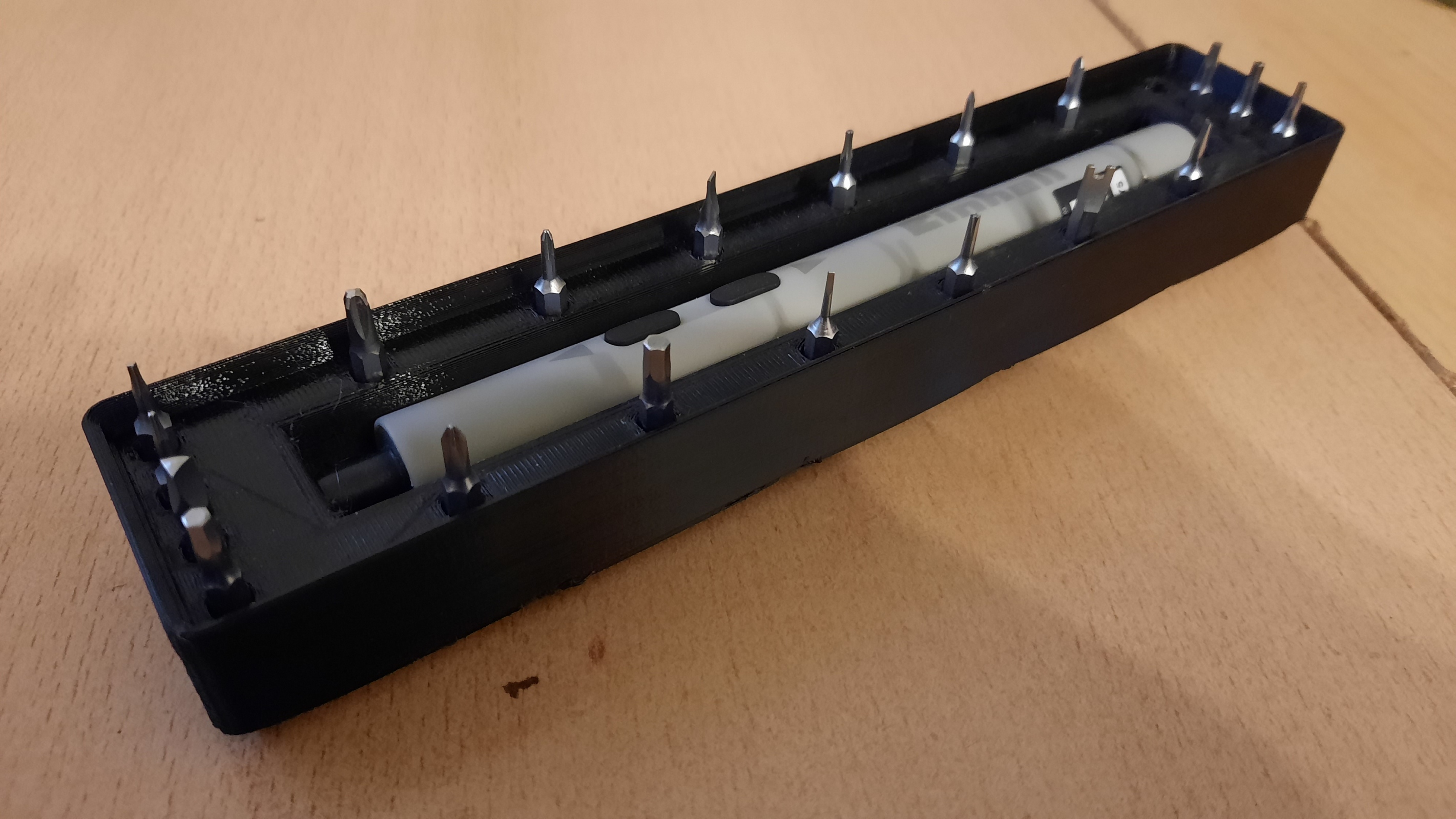 Giá đỡ máy vặn vít pin Einhell Gridfinity