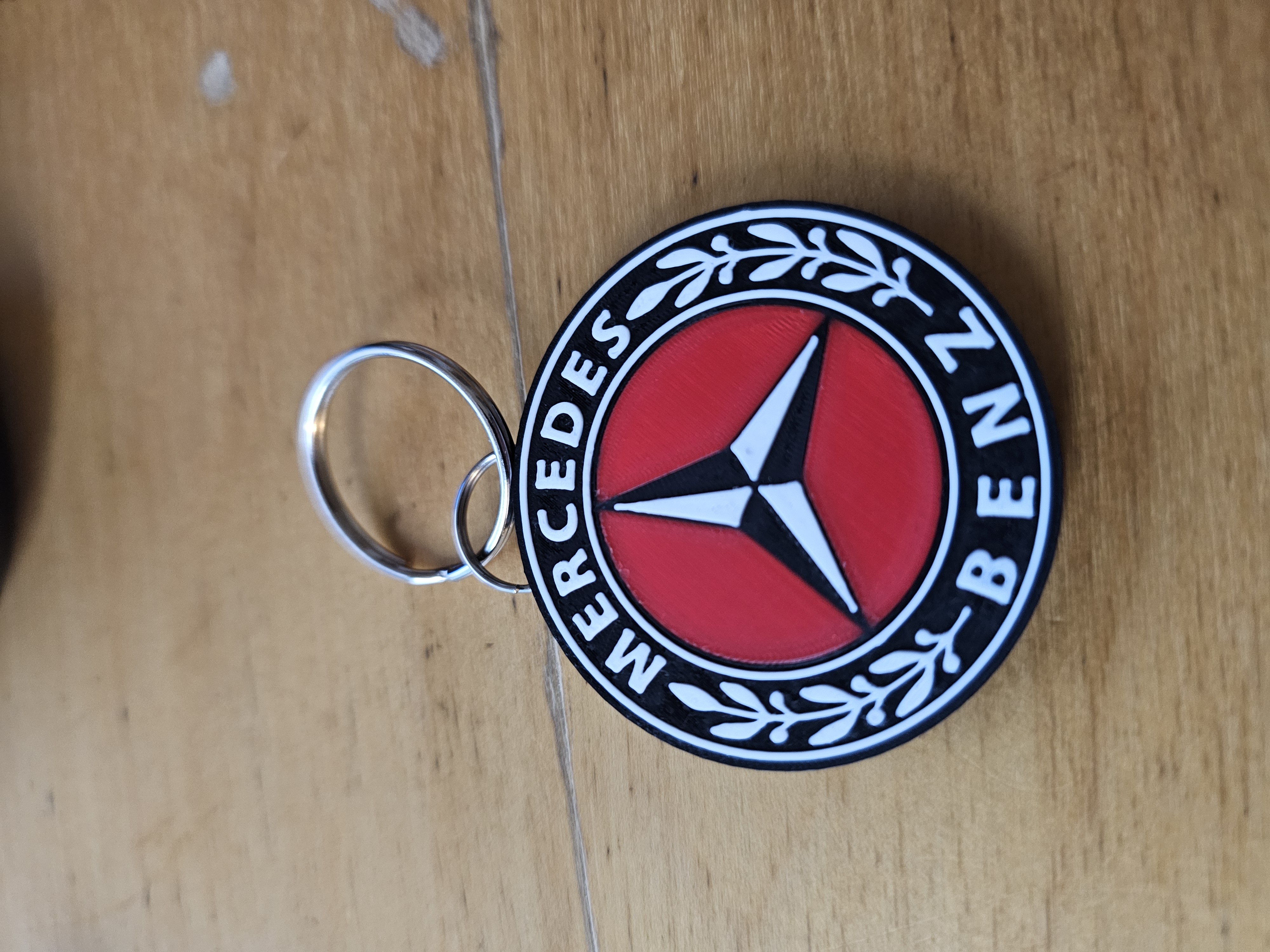 Móc Khóa Biểu Tượng Mercedes Benz