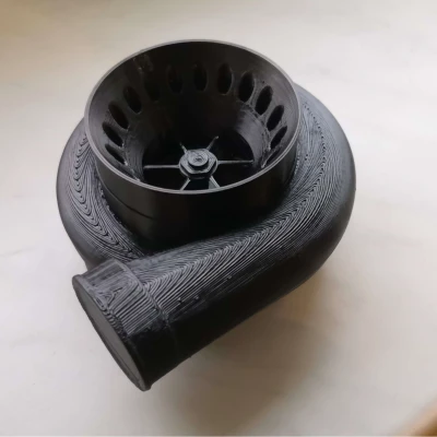 Trang trí cây thông Noel hình tua-bin