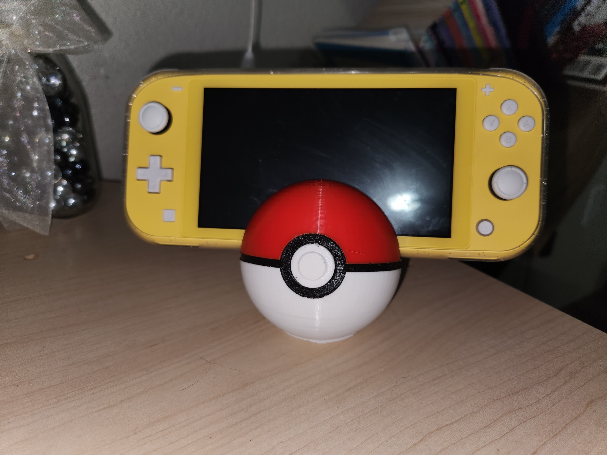 Đế Sạc Poké Ball Cho Nintendo Switch Lite