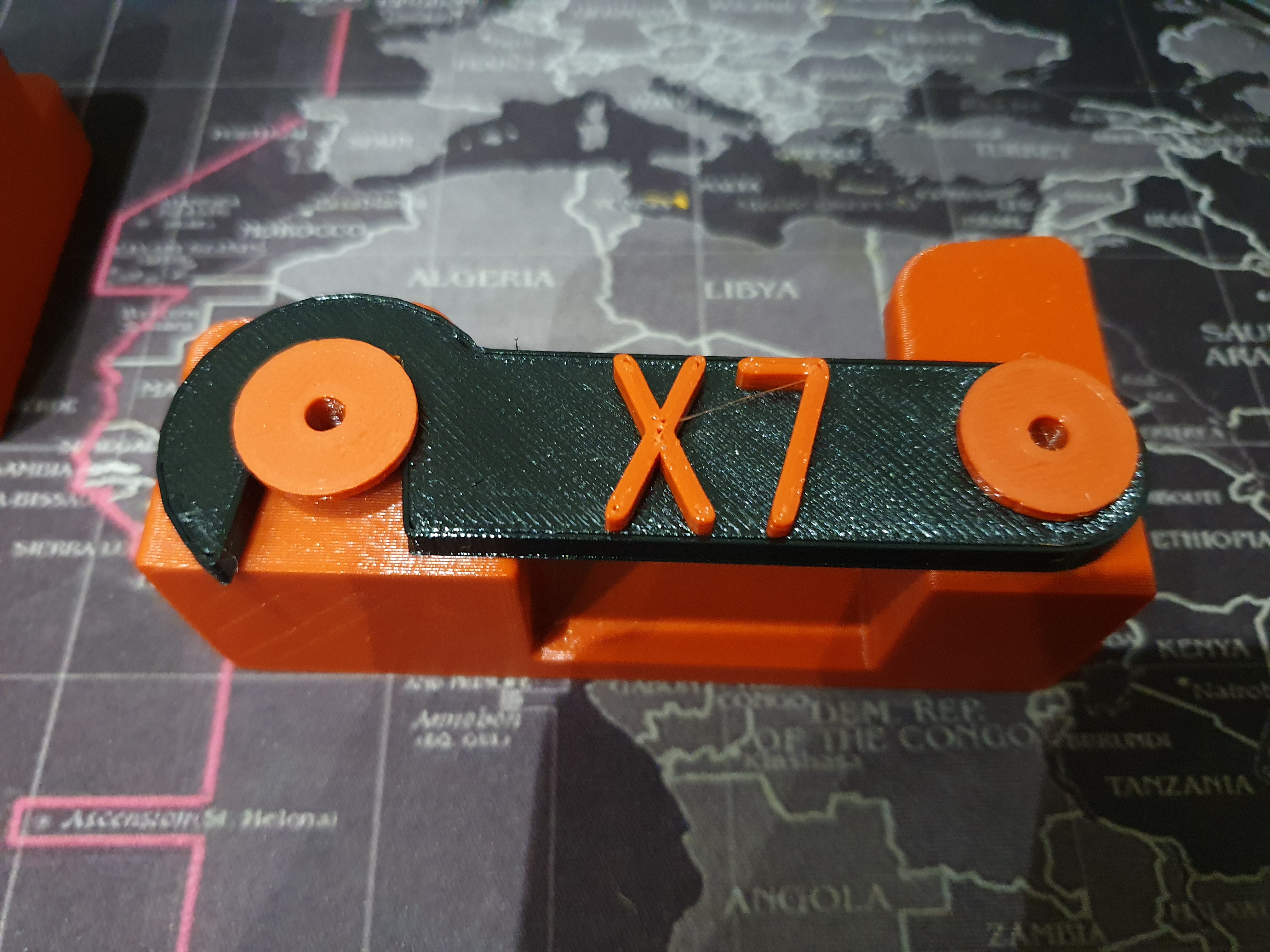 Giá đỡ Rìu Fiskars X7