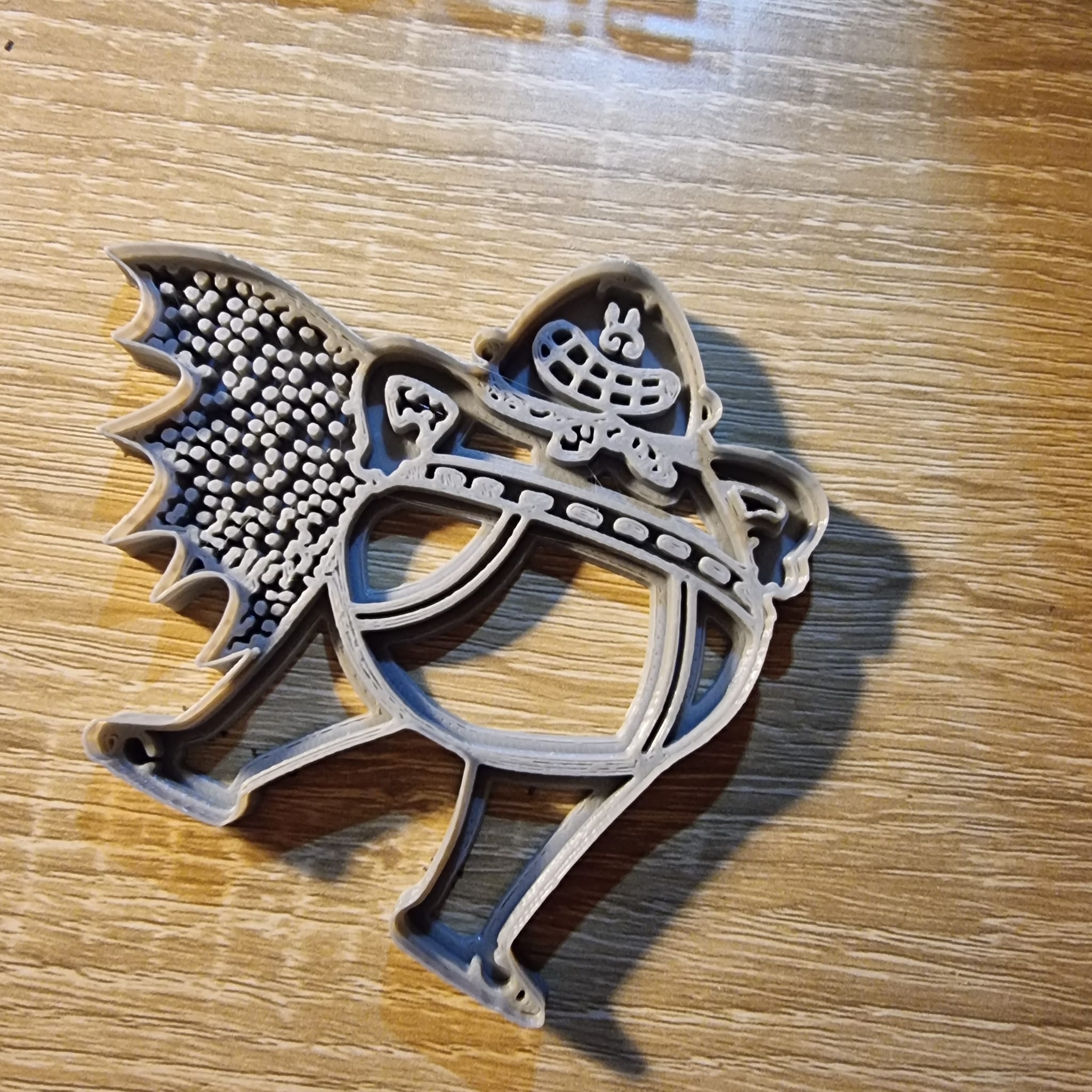 Khuôn Cắt Bánh Captain Underpants