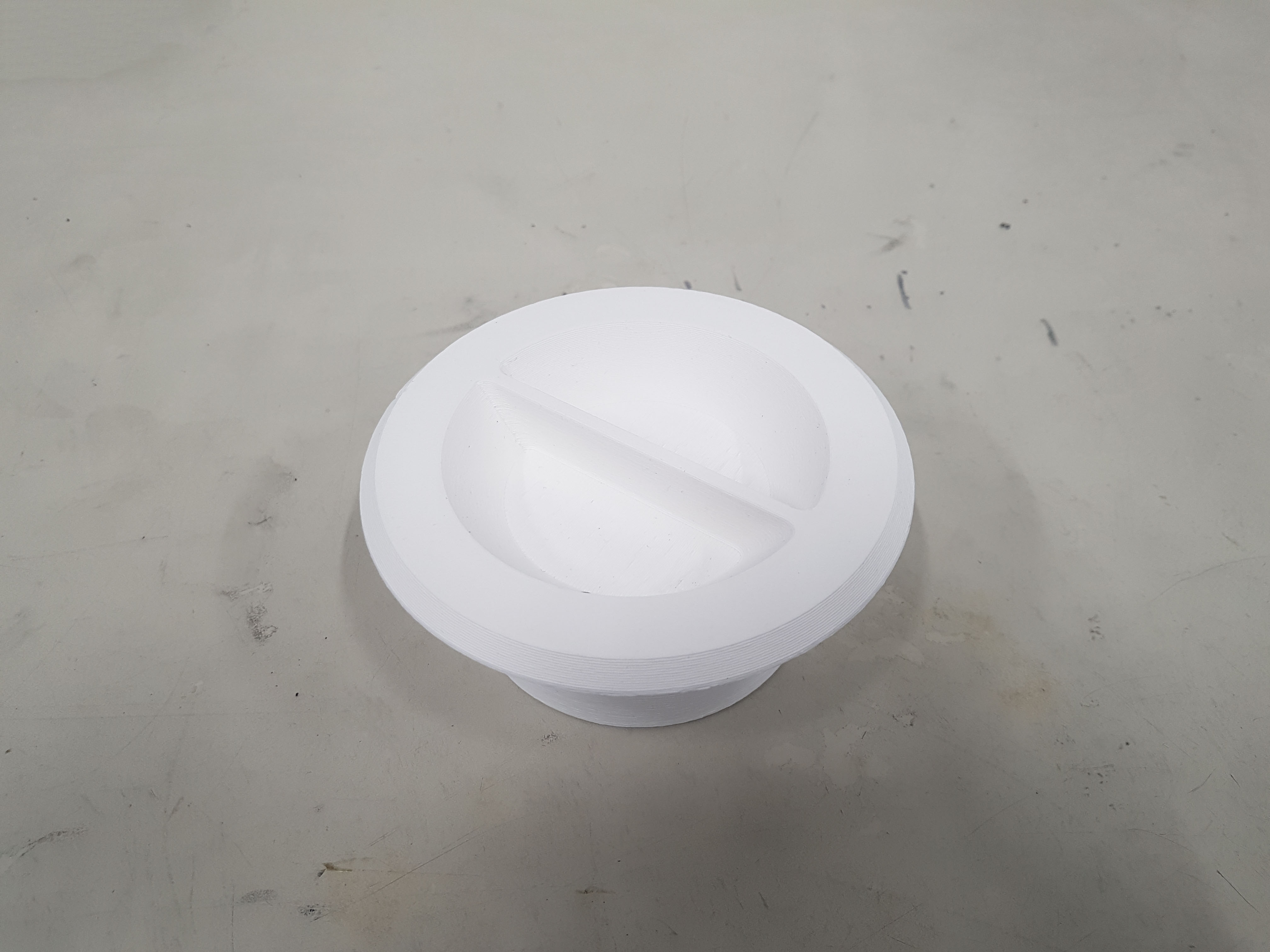 Tấm Bịt Lỗ Có Tay Cầm