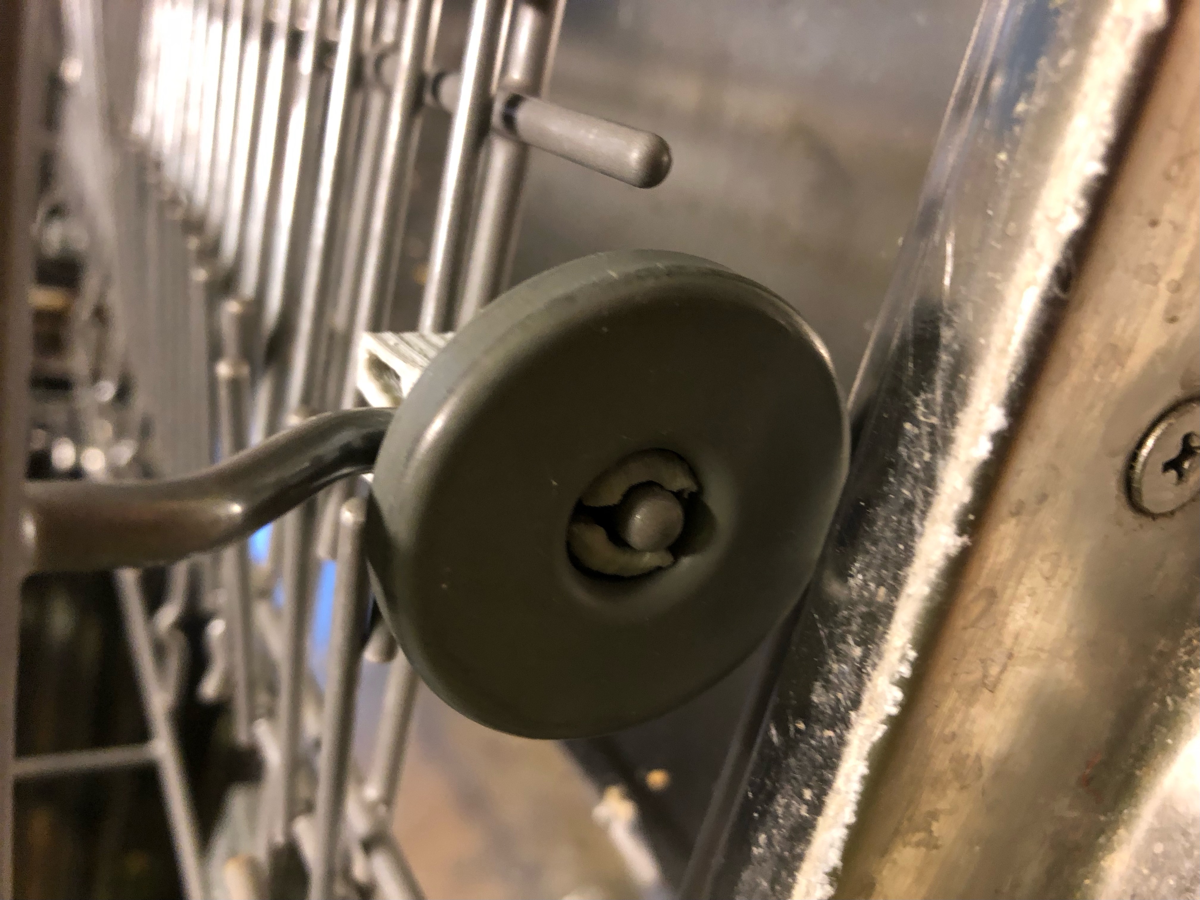 Pát Chân Đế Thay Thế Cho Khay Dưới Máy Rửa Chén AEG, Zanussi, Electrolux