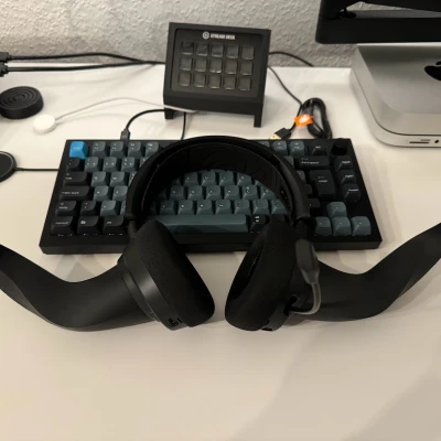 Sừng trang trí tai nghe Steelseries Arctis Nova 7